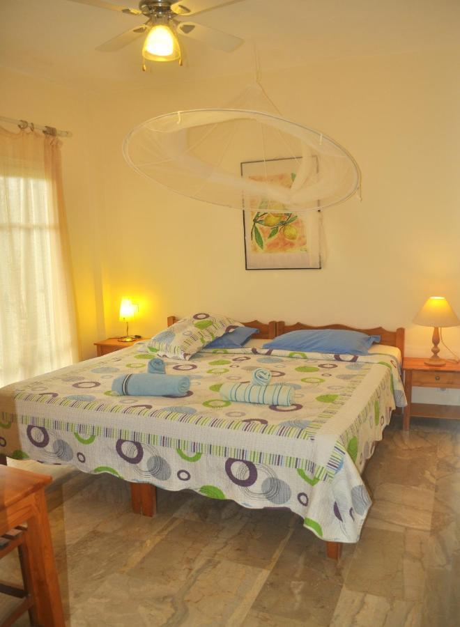 Lemoni Apartments 펠레카스 외부 사진